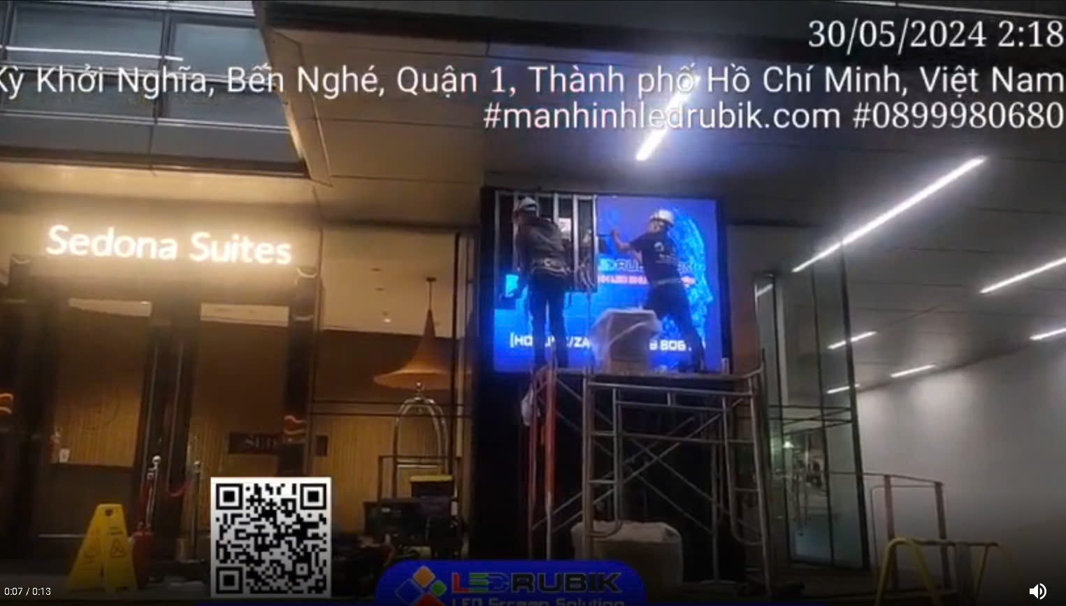 Hình ảnh thực tế lắp đặt màn hình LED P3 outdoor tại Sài Gòn Centre